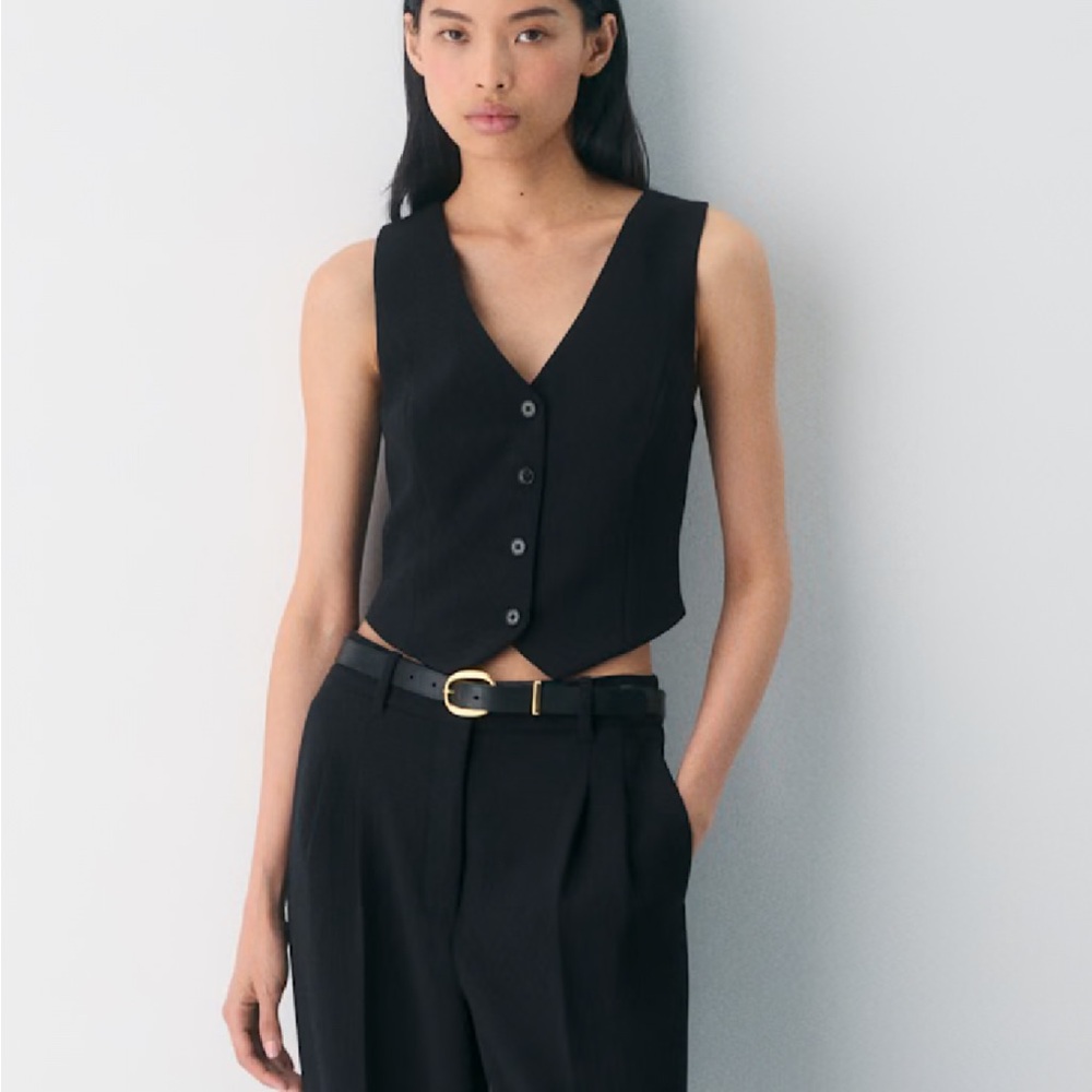 Wilfred Black Button-Up Vest